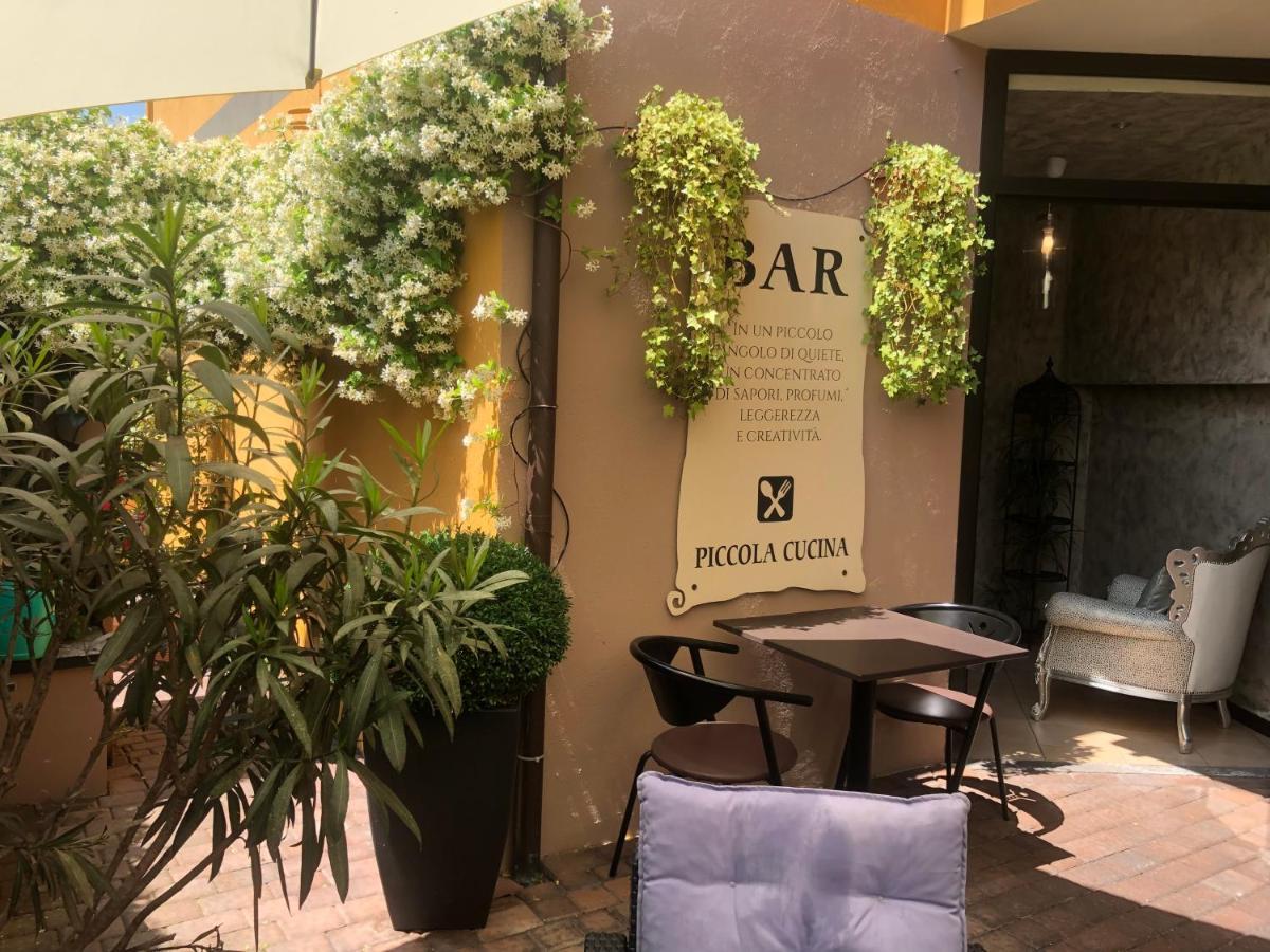 Hotel Del Corso Borgomanero Eksteriør billede
