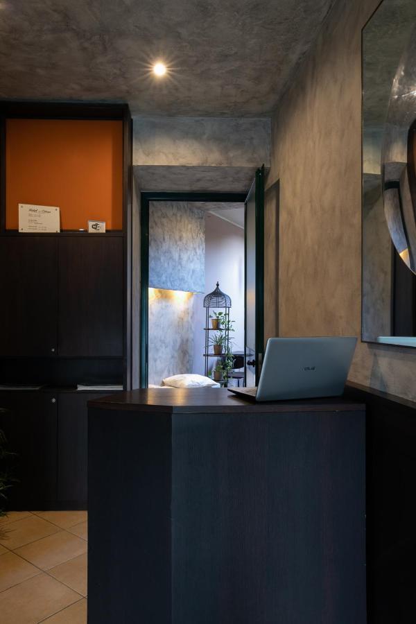 Hotel Del Corso Borgomanero Eksteriør billede